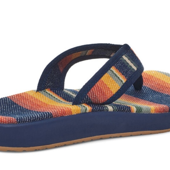 NWT SANUK Men’s Custom Woven Blanket Style Sandal main image 6